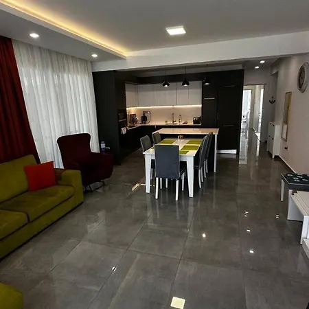 Apartment Courtyard A3 2+1 *